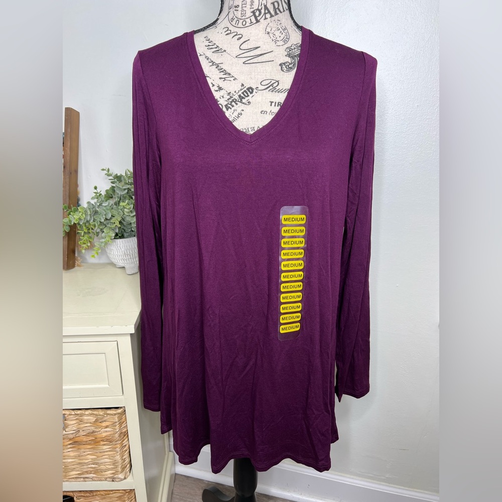 Brand New-HUE Long Sleeve Legging Tee